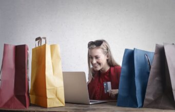 Magento B2B E-commerce: Revolutionizing Business-to-Business Sales Magento B2B E-commerce