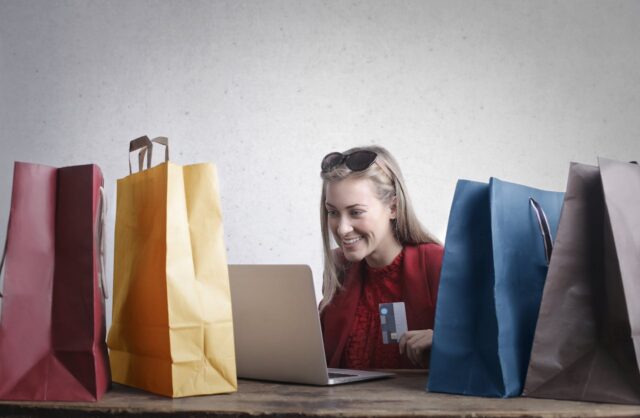 Magento B2B E-commerce Revolutionizing Business-to-Business Magento B2B E-commerce